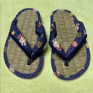 🌟🎉 HOST PICK 🎉🌟Kid’s Japanese Zori Slippers